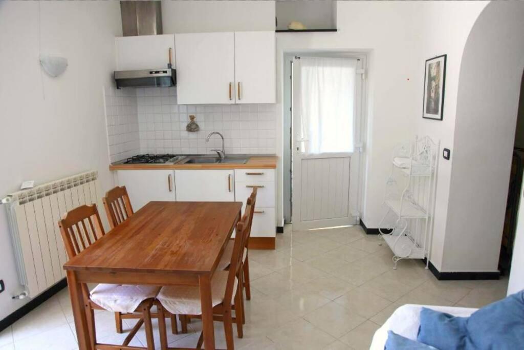 Le Case Della Lizza - Casa Blu Levanto Eksteriør billede