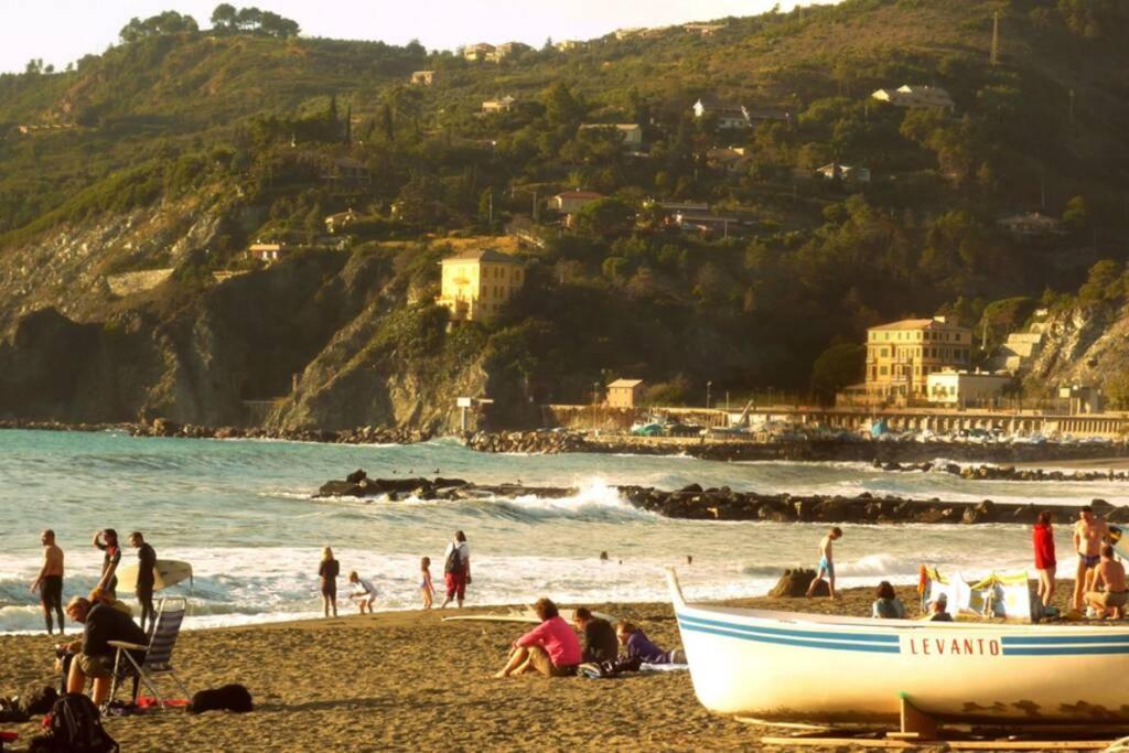 Le Case Della Lizza - Casa Blu Levanto Eksteriør billede